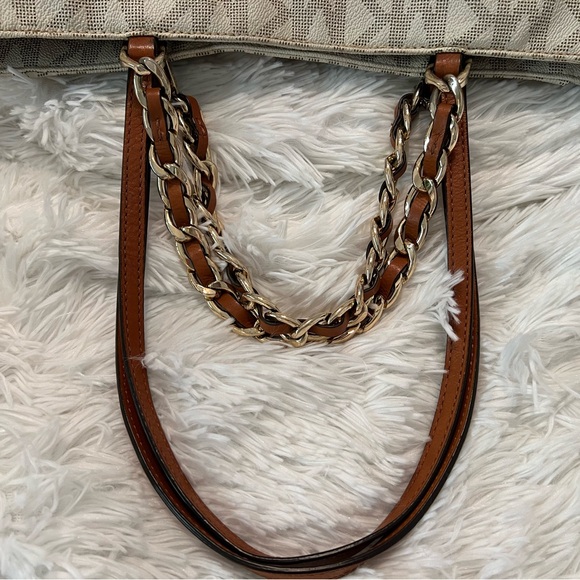 Michael Kors large Harper East West Signature Tote Handbag - LIKE NEW! - Picture 11 of 16